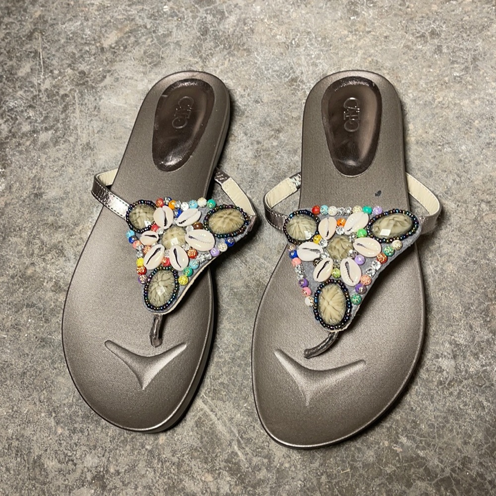 CUTE SANDALS - Picture 2 of 4